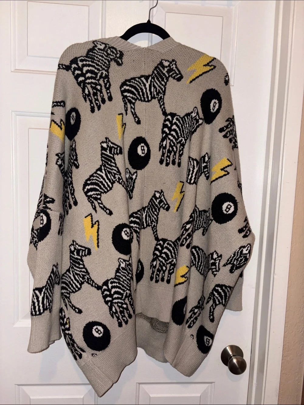 Dressed in LALA Good Luck Charm Oversized Cardigan - Picture 3 of 3